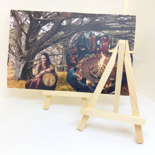 Mini ezeltje met SoulCollage kaart als ondersteuning tijdens reflectie of coaching