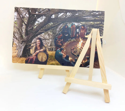 2 Mini easels for your cards or art