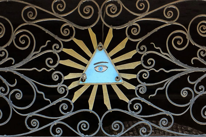Symbolisches Auge in Metallmuster für SoulCollage® Karten und mystische Collagen